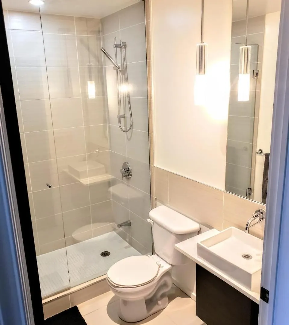 Toronto Executive Suite On King Street Canada