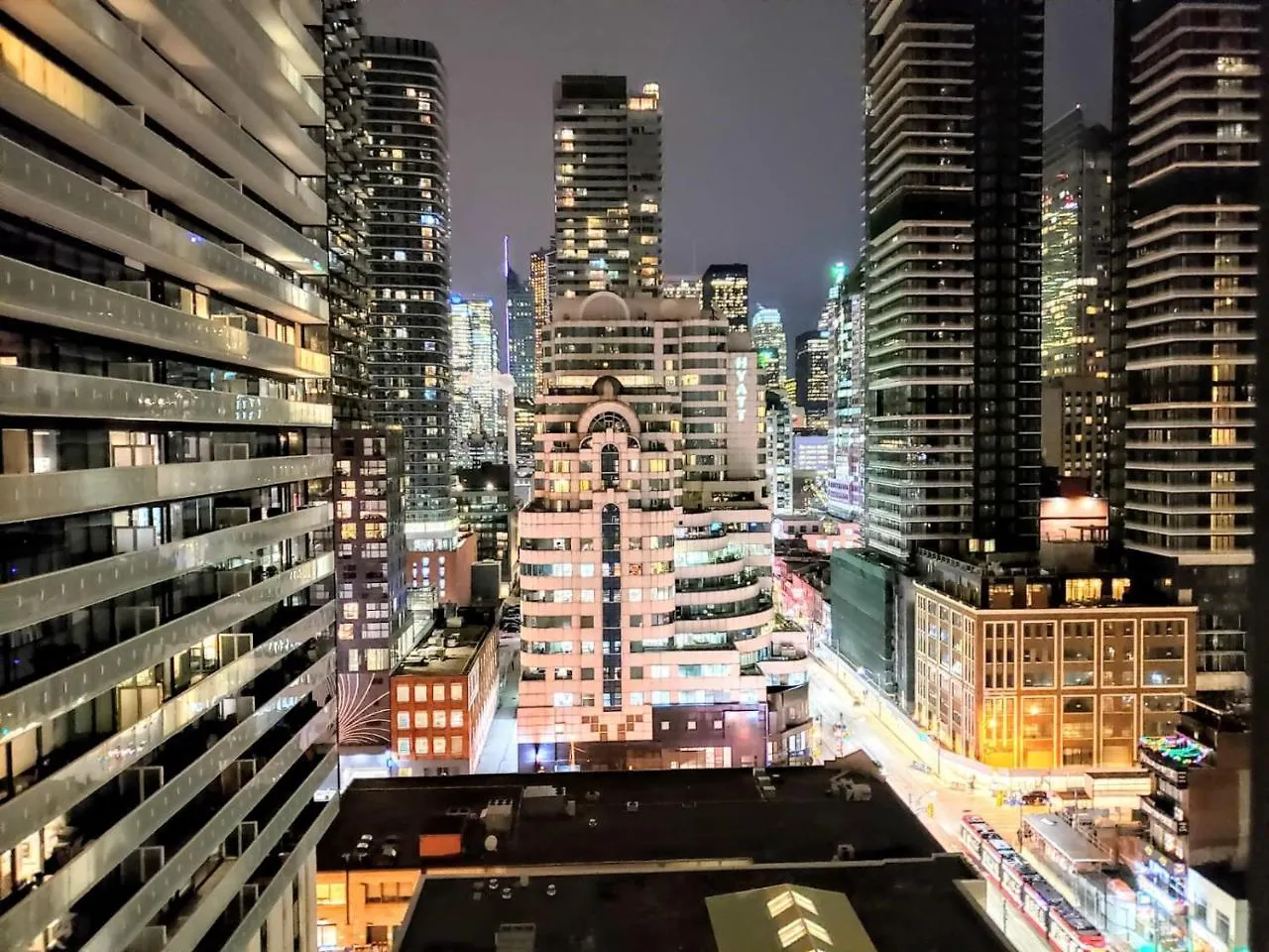 Toronto Executive Suite On King Street 0*,  Canada
